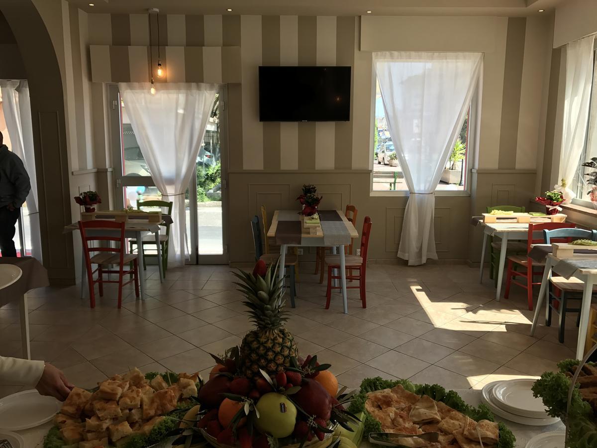 Hotel Raphael Bordighera Exterior photo